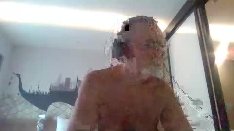 Snapshot of deepdiver3366 chatting on 11/17/25, 07:14 Dive Deep online show from 11/17/25, 07:14