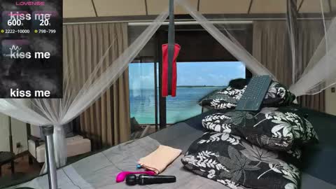 Deeply  Asian style...  Nice to meet you   thumb up me please help us. online show from 10/27/25, 05:50