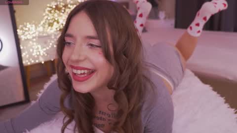 Snapshot of deeptalkss_ chatting on 02/14/25, 08:42 Eva online show from 02/14/25, 08:42