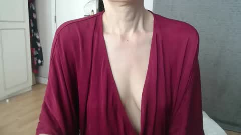 KamiDevi online show from 09/16/25, 12:17