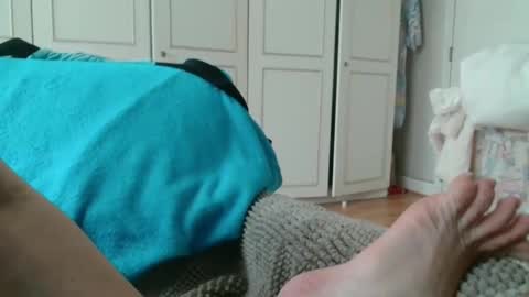 Snapshot of deessedivine chatting on 05/02/26, 12:32 KamiDevi online show from 05/02/26, 12:32