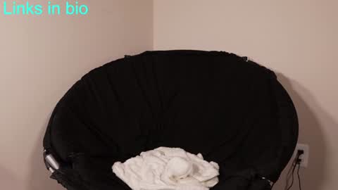  more content and goodies online show from 12/12/24, 09:58