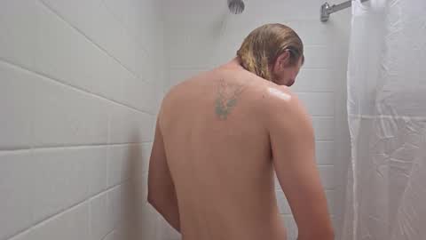 Dylan Nutz online show from 01/03/25, 03:49