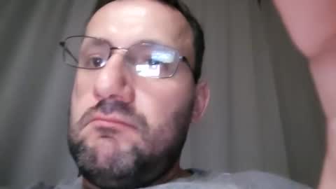 Snapshot of defaktor chatting on 11/22/25, 10:09 Nemron online show from 11/22/25, 10:09