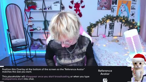 Snapshot of deficitt chatting on 01/02/25, 01:51 deficitt online show from 01/02/25, 01:51