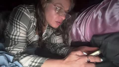 Snapshot of degeneratesaint chatting on 07/01/26, 10:17 Tori online show from 07/01/26, 10:17