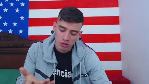 Snapshot of deiby_baby chatting on 12/05/24, 02:09 DEIBY online show from 12/05/24, 02:09