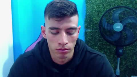 Snapshot of deiby_baby chatting on 12/22/24, 04:39 DEIBY online show from 12/22/24, 04:39