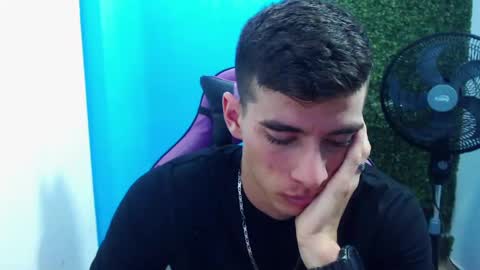 Snapshot of deiby_baby chatting on 01/03/25, 02:10 DEIBY online show from 01/03/25, 02:10