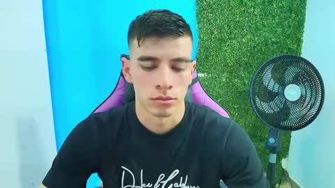 Snapshot of deiby_baby chatting on 02/10/25, 10:40 DEIBY online show from 02/10/25, 10:40