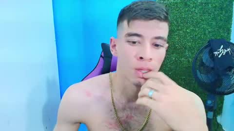 Snapshot of deiby_baby chatting on 02/11/25, 04:55 DEIBY online show from 02/11/25, 04:55