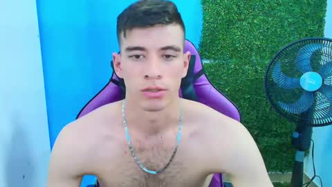 Snapshot of deiby_baby chatting on 02/15/25, 01:10 DEIBY online show from 02/15/25, 01:10