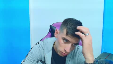 Snapshot of deiby_baby chatting on 03/05/25, 10:54 DEIBY online show from 03/05/25, 10:54