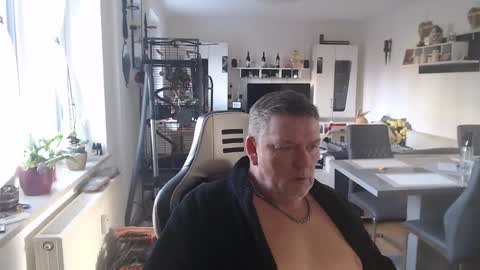 deinprinz2312 online show from 01/18/25, 10:49