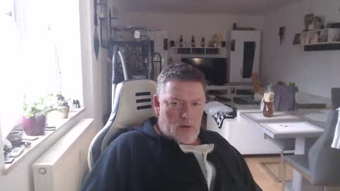 deinprinz2312 online show from 01/28/25, 08:25