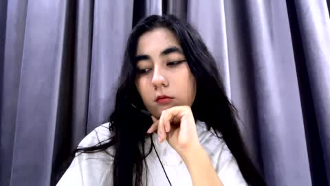 Sofia online show from 04/24/26, 09:56