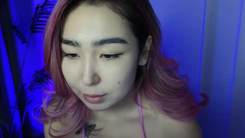 Snapshot of deiri_destiny chatting on 12/12/24, 12:33 sexy bimbo little kitty asian misstress quen princes sexy girl you can just call me pleasure online show from 12/12/24, 12:33