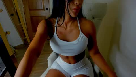 deisymadrid online show from 12/27/24, 11:53