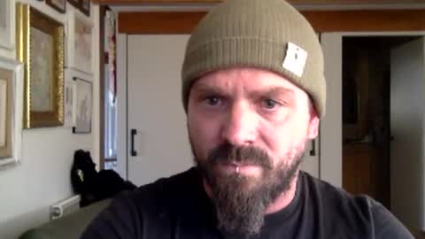 Snapshot of deivitzzz chatting on 10/24/25, 02:46 Hermes online show from 10/24/25, 02:46