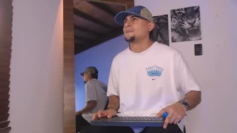  DEIVY  online show from 12/16/24, 09:41