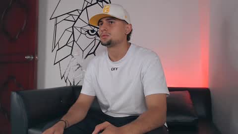  DEIVY  online show from 02/05/25, 04:16