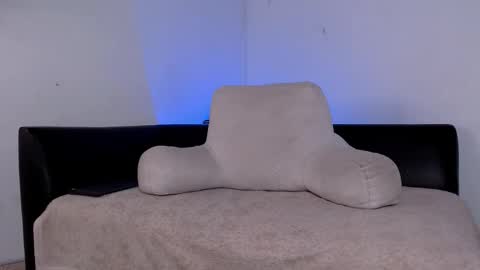  DEIVY  online show from 02/13/26, 07:54