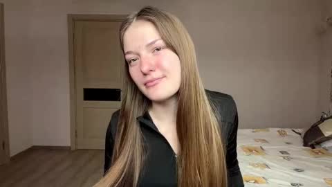 Snapshot of dejameneal chatting on 02/12/26, 07:47 Mila online show from 02/12/26, 07:47