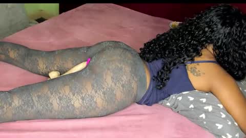 deli_la online show from 12/02/25, 06:36