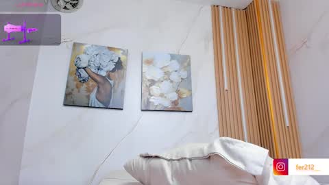 Snapshot of delicious_girl4u_ chatting on 02/25/25, 04:21 Natalia online show from 02/25/25, 04:21