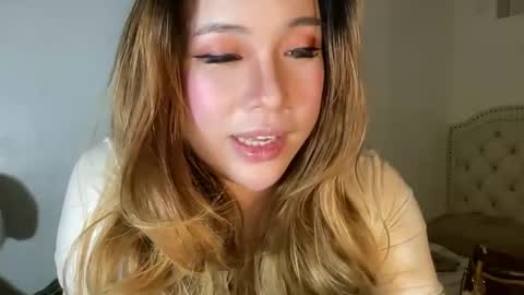 iyalicious online show from 02/15/25, 06:55