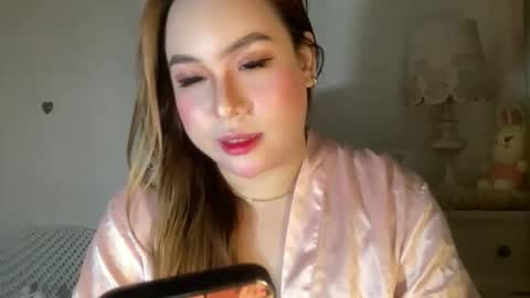 iyalicious online show from 10/17/25, 06:54