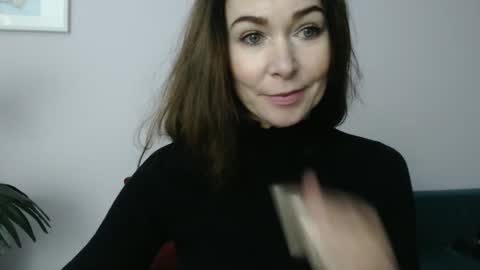 Snapshot of delilah_sweet chatting on 02/11/25, 06:01 delilah_sweet online show from 02/11/25, 06:01