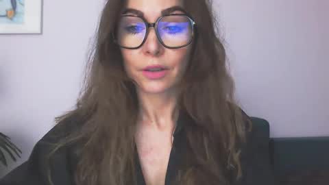 Snapshot of delilah_sweet chatting on 12/02/25, 04:13 delilah_sweet online show from 12/02/25, 04:13