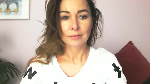 Snapshot of delilah_sweet chatting on 01/15/26, 01:59 delilah_sweet online show from 01/15/26, 01:59