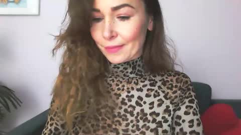 Snapshot of delilah_sweet chatting on 02/05/26, 02:22 delilah_sweet online show from 02/05/26, 02:22