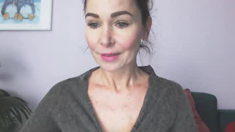 Snapshot of delilah_sweet chatting on 02/23/26, 04:04 delilah_sweet online show from 02/23/26, 04:04