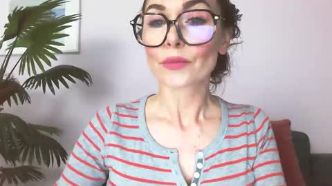 delilah_sweet online show from 06/01/26, 03:36