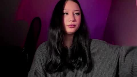 Milana  online show from 05/11/26, 04:37