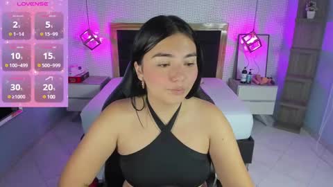 Snapshot of delilaquinn chatting on 03/08/25, 12:20 delilaquinn online show from 03/08/25, 12:20