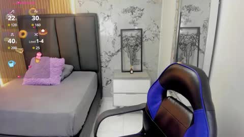 delilaquinn online show from 12/02/25, 12:21