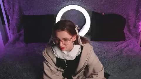 Rochel online show from 12/15/25, 04:22