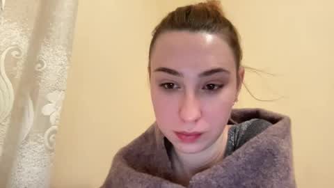 Delivery      online show from 03/27/26, 02:50