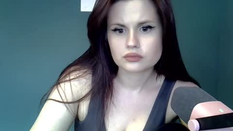 dellacrush_ online show from 02/22/25, 04:09