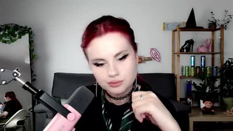 dellacrush_ online show from 09/21/25, 06:42