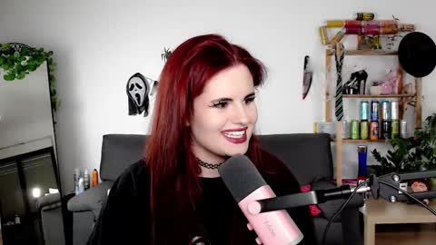 dellacrush_ online show from 10/11/25, 05:33