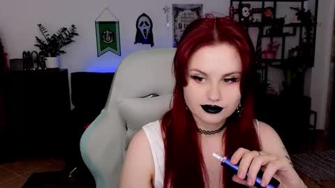 dellacrush_ online show from 02/25/26, 06:39