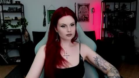 Snapshot of dellacrush_ chatting on 06/30/26, 05:47 dellacrush_ online show from 06/30/26, 05:47
