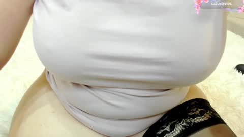 Snapshot of dellicioussepussy chatting on 12/10/24, 03:20 Mire online show from 12/10/24, 03:20