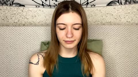 Sia online show from 04/01/26, 01:41