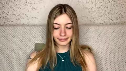 Sia online show from 07/08/26, 10:31
